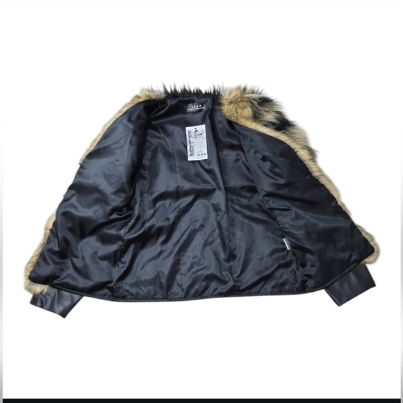 Ravens & Rockers Faux Fur Pleather Jacket Size Small - Picture 3 of 6